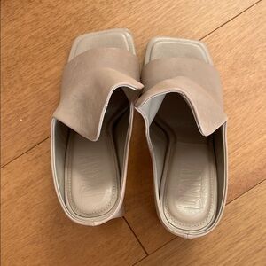 DKNY Women's Beige Mules